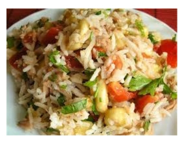 Овощной салат с рисом и бананом рецепт