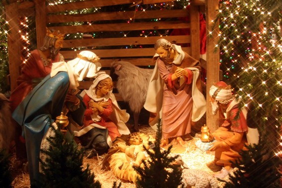 Народные традиции и приметы в день и ночь перед Рождеством