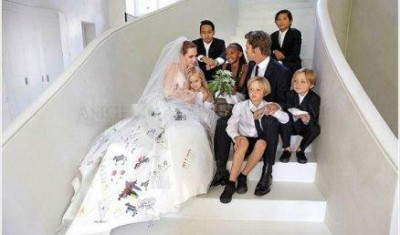 Анджелина Джоли и Брэд Питт показали новые свадебные фотографии